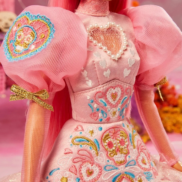 NRFB Mattel, Barbie Signature 2023 Día De Muertos Barbie x Pink Magnolia Doll - Picture 8 of 16
